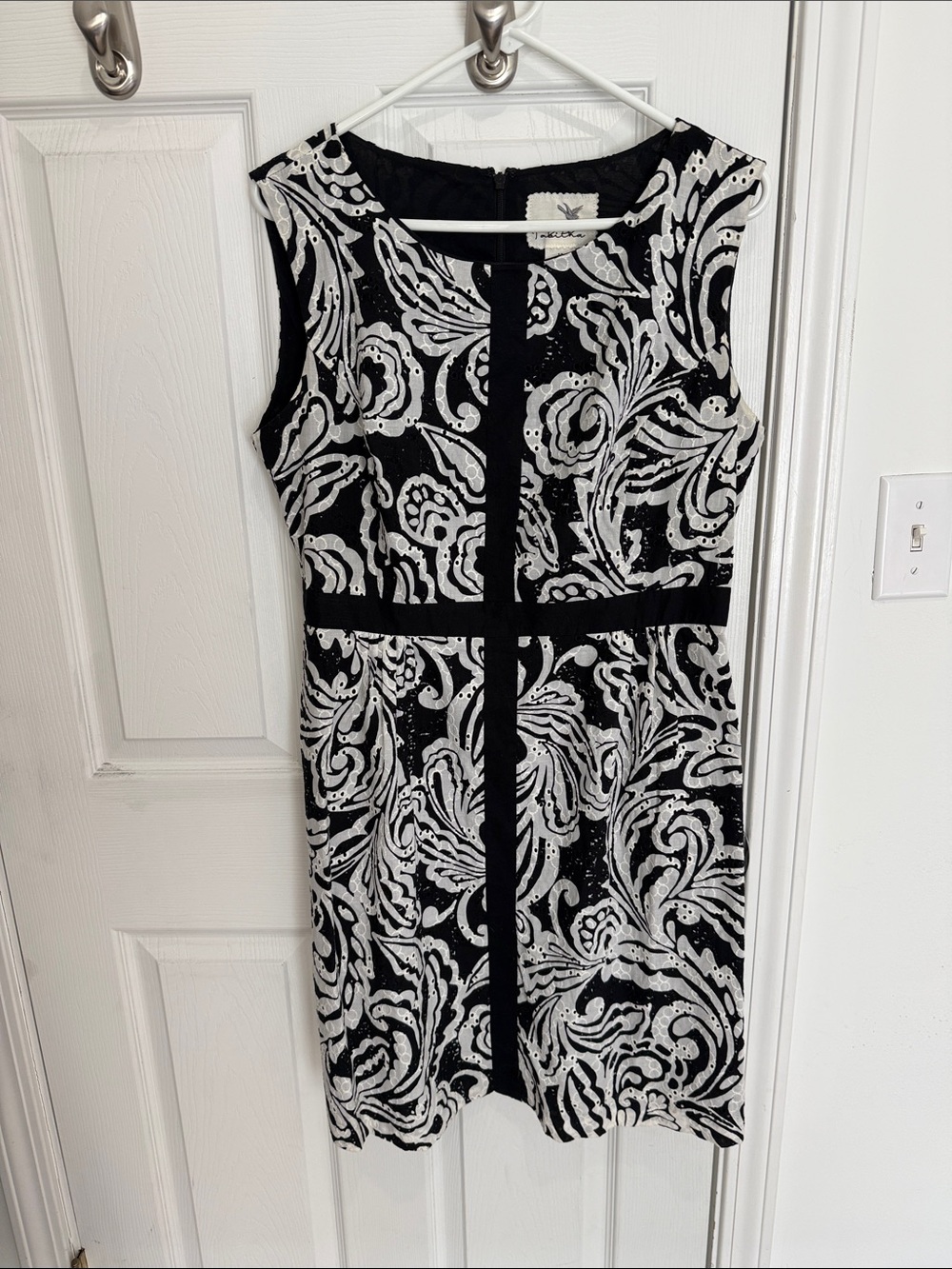 Anthropologie Tabitha Eyelete Cotton Sheath Dress, Black and White Swirl, Sz 12